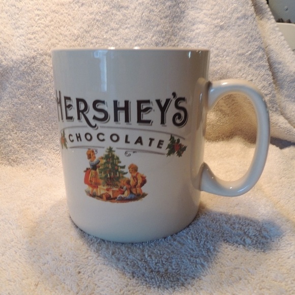 GIANT Hershey cocoa mug get ready for fall - Picture 1 of 4